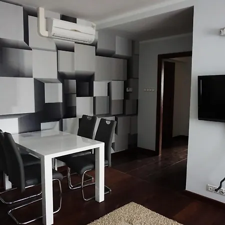 Jandar W Skowronkach * Kąty Rybackie