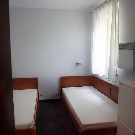 Jandar W Skowronkach Kąty Rybackie