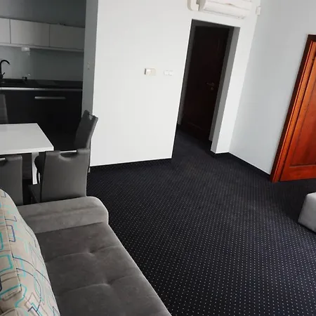 Jandar W Skowronkach Kąty Rybackie